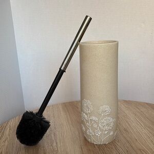 Elegant Ceramic Cream Toilet Brush Set